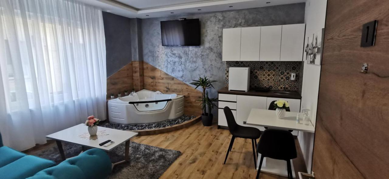 Canti Apartments Novi Sad Eksteriør billede